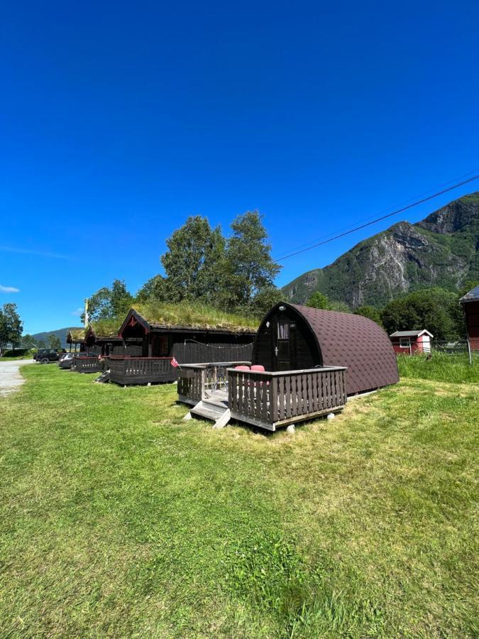 Vistdal Camping Myklebostad  ภายนอก รูปภาพ