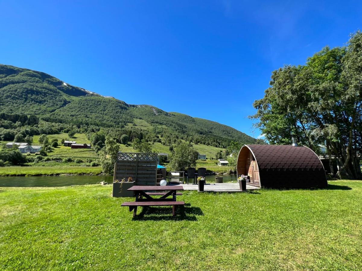 Vistdal Camping Myklebostad  ภายนอก รูปภาพ