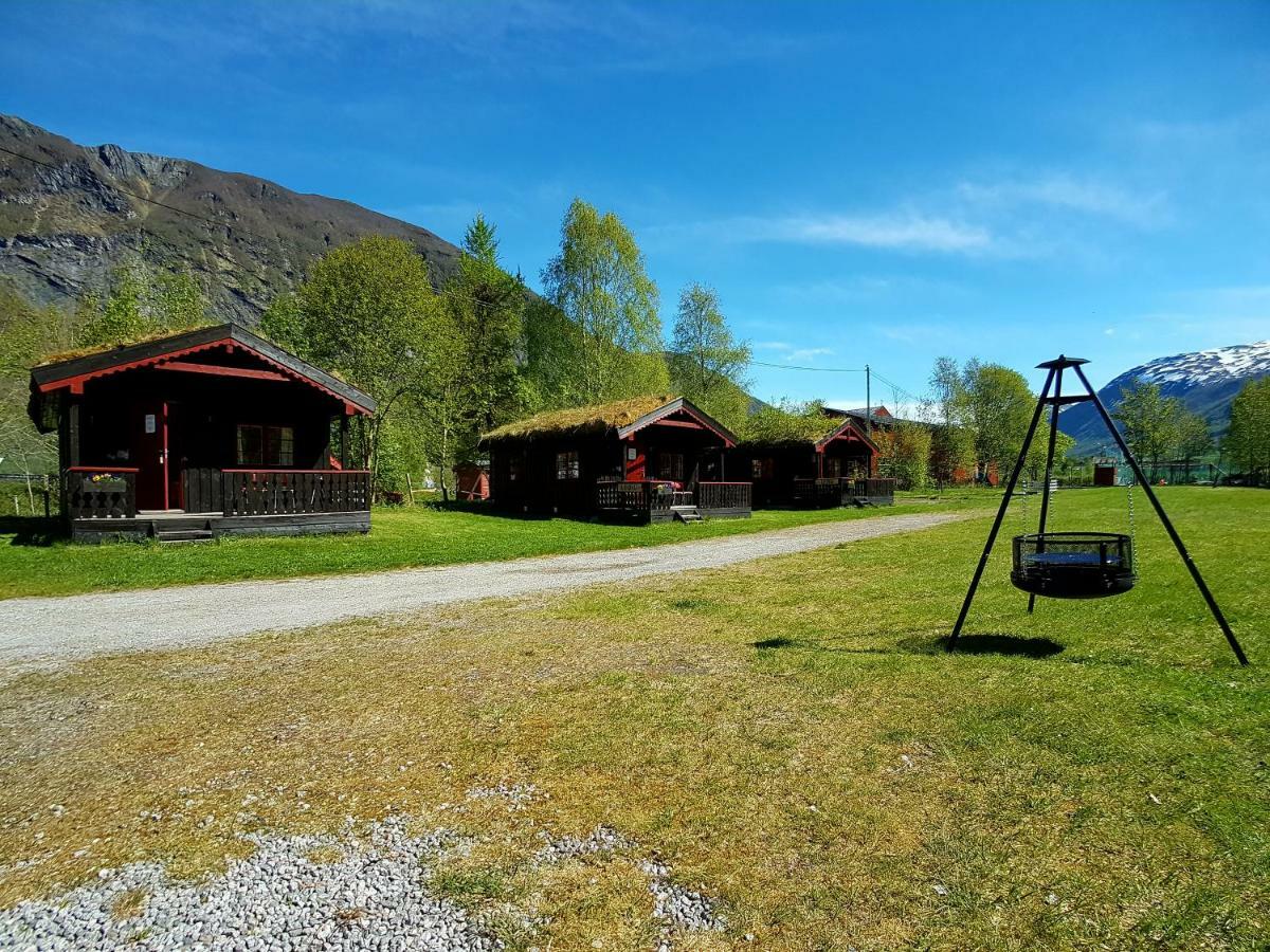 Vistdal Camping Myklebostad  ภายนอก รูปภาพ