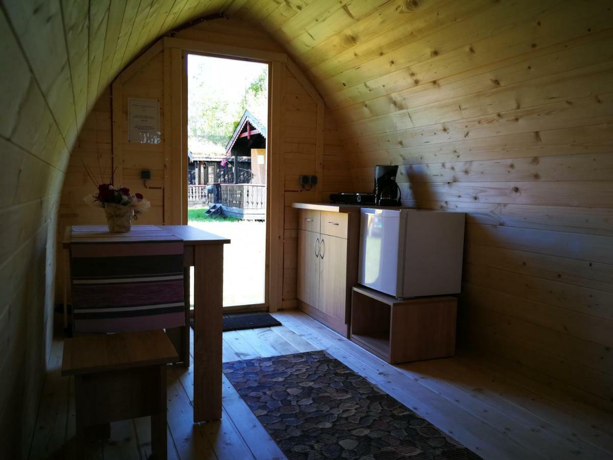 Vistdal Camping Myklebostad  ภายนอก รูปภาพ