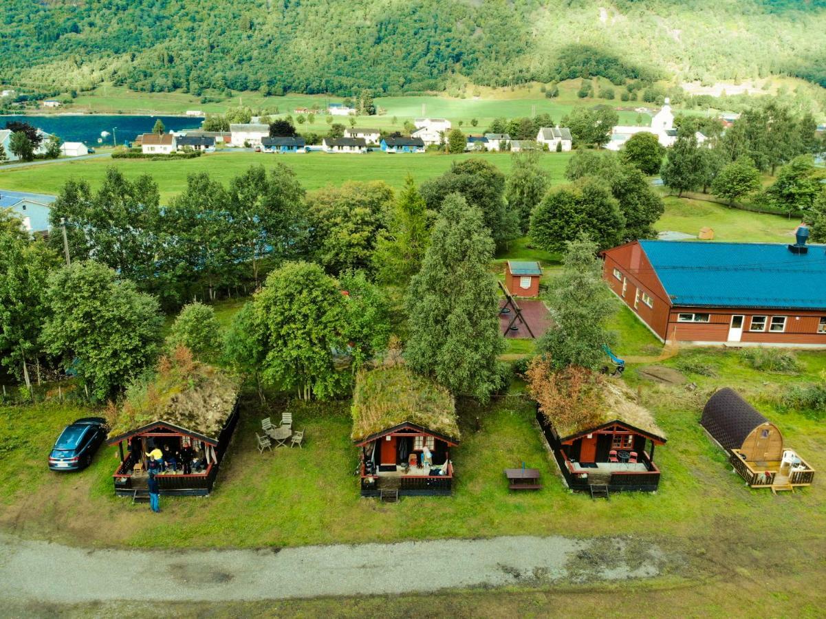 Vistdal Camping Myklebostad  ภายนอก รูปภาพ